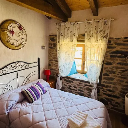 Casa La Roca Vega del Castillo